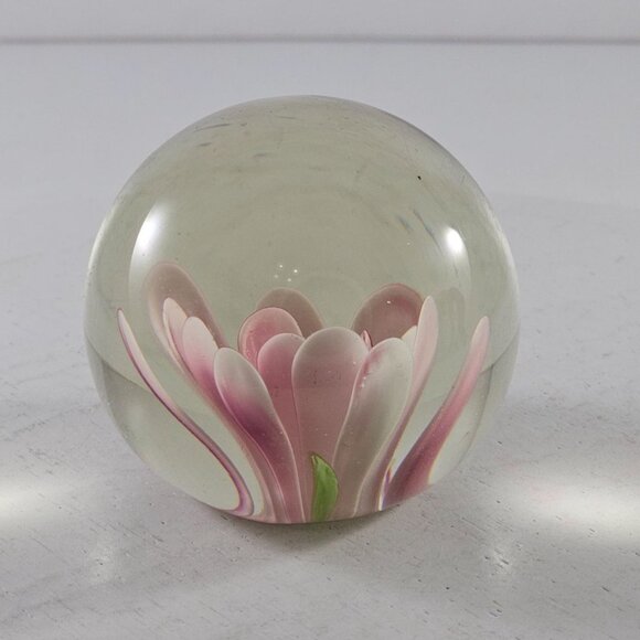 Vintage Art Glass Pink Flower Paperweight Small 2" - Picture 5 of 8